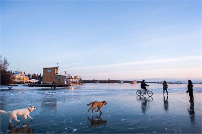 Extra Photo 4 for General Internal Medicine Specialist | Yellowknife NT | Permanent/Locum | Bring a Guest!